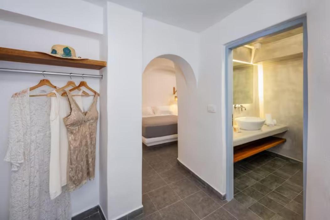 Petit Village Fira  Ngoại thất bức ảnh