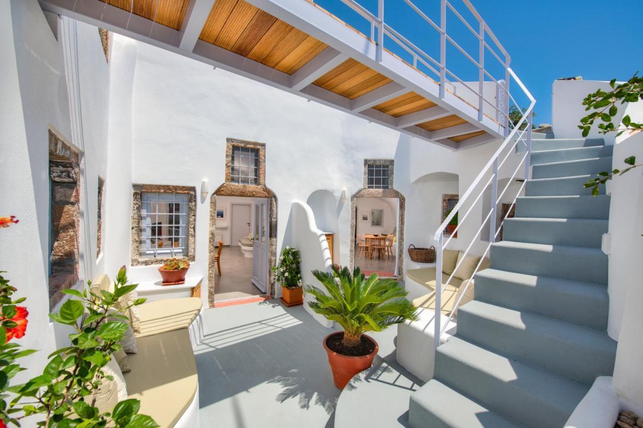 Petit Village Fira  Ngoại thất bức ảnh